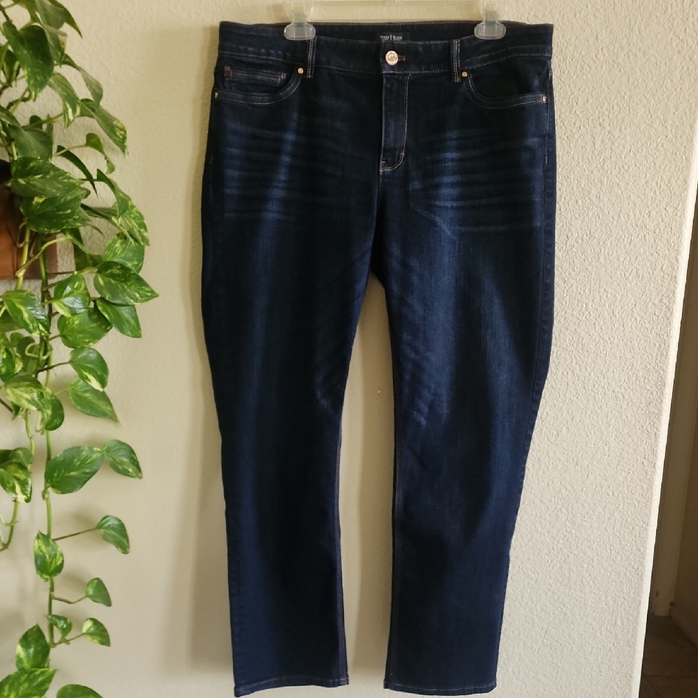 WHBM Straight Leg Cropped Dark Jeans